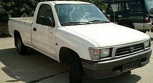 TOYOTA Hilux II